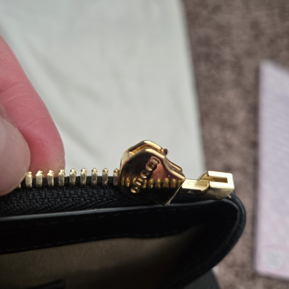 Gucci Ophidia Black Tote with Red and Green Stripes - Picture 14 of 16